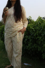 'Blooming Buds' Cotton Kurta Pajama Set for Adults